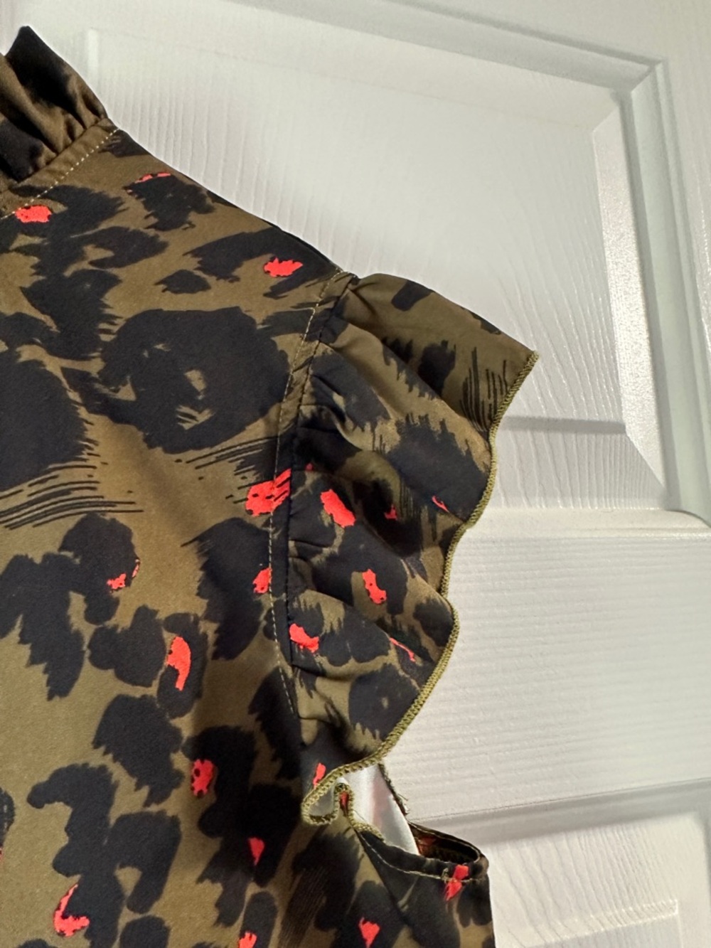 Leopard Print Top with Ruffles - Picture 4 of 6